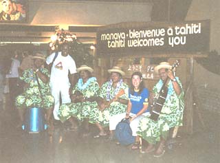 Papeete Airport, Arrivals