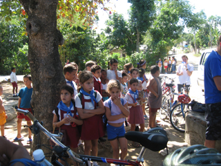 Photo of school kids at water stop